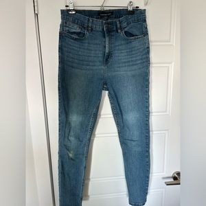 Light wash Calvin Klein skinny jeans